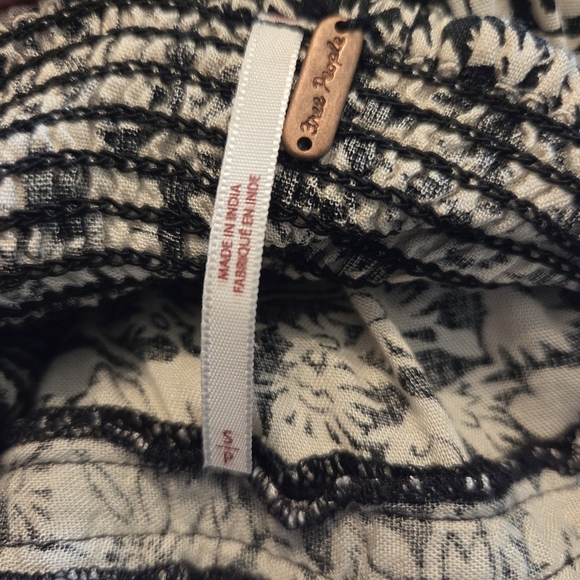 Free People Black Cream Kristall Mini Tiered Backless Dress Size S Boho peasant - Picture 12 of 12